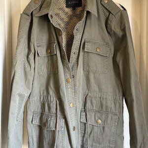 Women's Utility Jacket with Designed Back